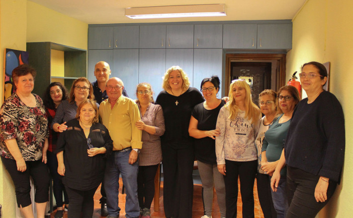 La alcaldesa visita los Talleres sociales de Adultos de Las Angustias y Cerrillo Jaime